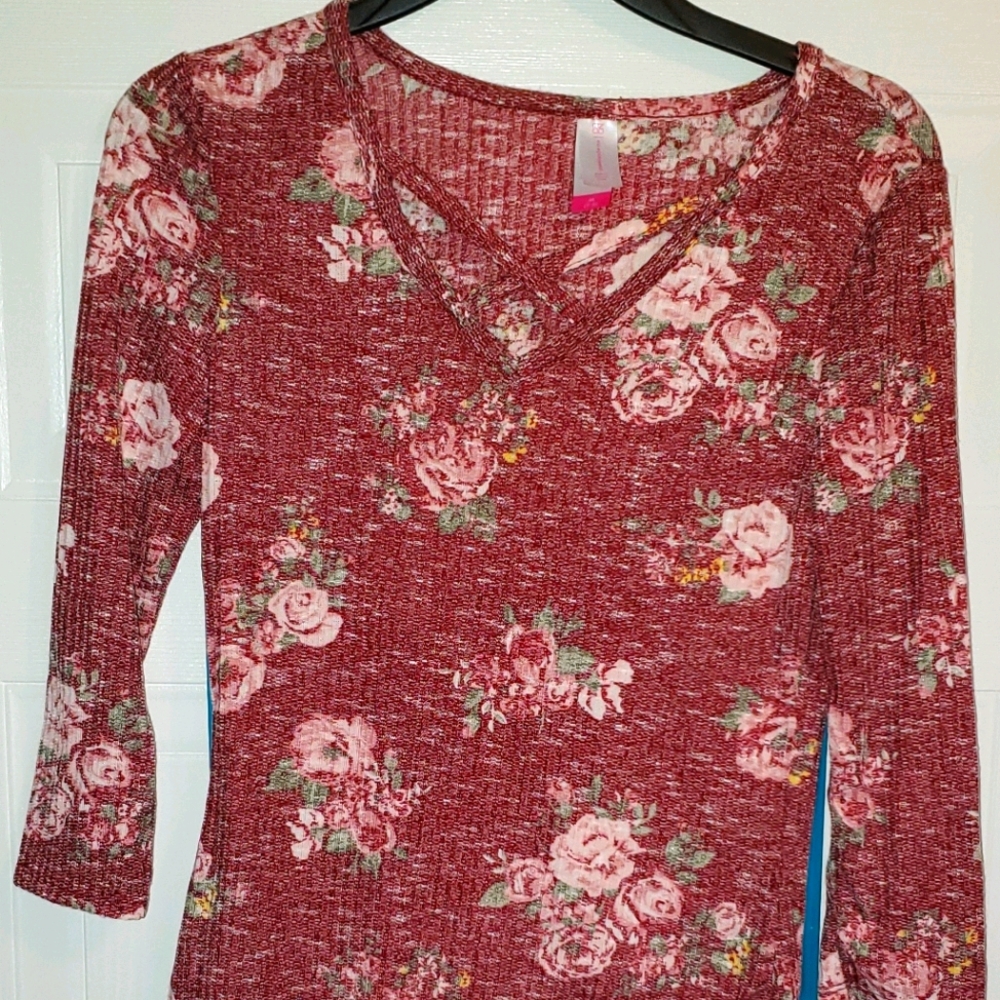 Mid sleeve blouse